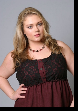 Kelsey modelling for LucieLu; click to enlarge