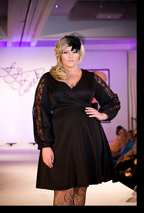 Katherine Roll walking the runway in the Queen Grace show at FFFWeek 2011; click to enlarge.